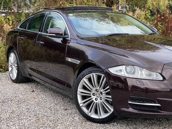 Used Jaguar XJ 2010 for sale - 75144377: Photo 7