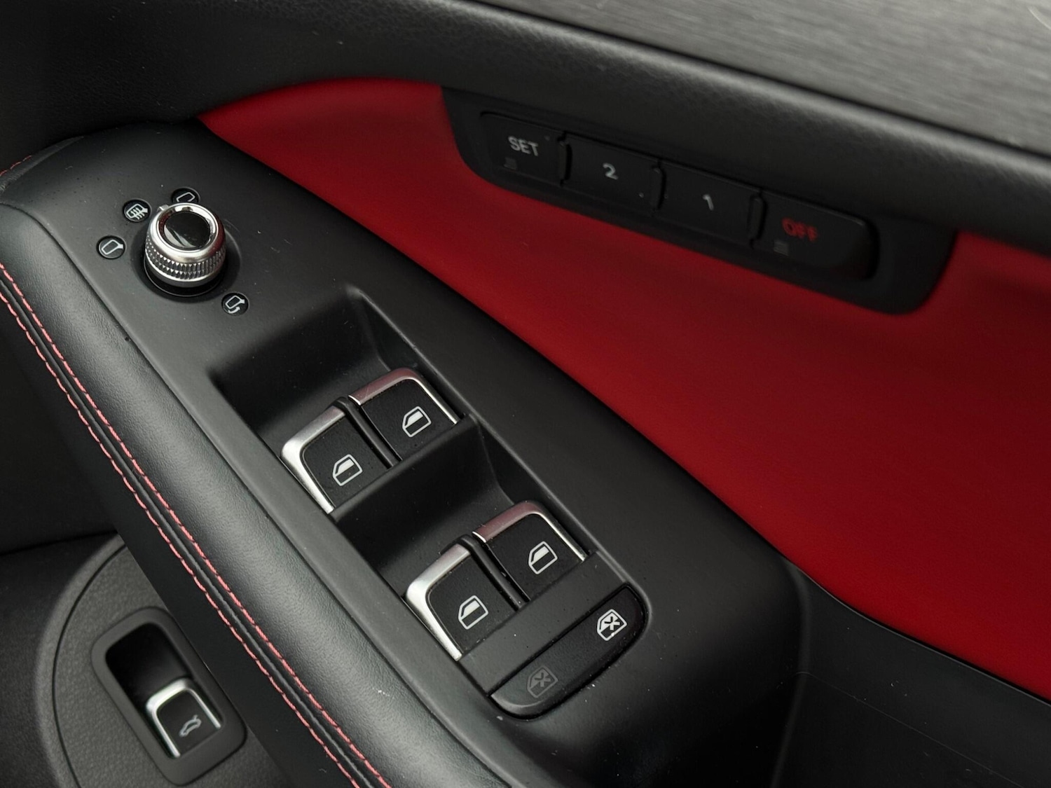 Used Audi SQ5 2015 for sale - 77143385: Photo 75