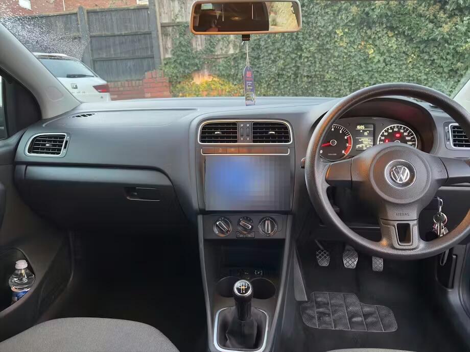 Used Volkswagen Polo 2011 for sale - 77400560: Photo 5