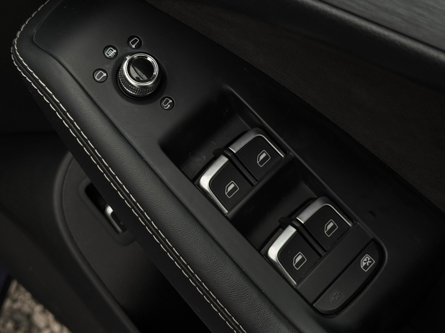 Used Audi Q5 2015 for sale - 76997879: Photo 65