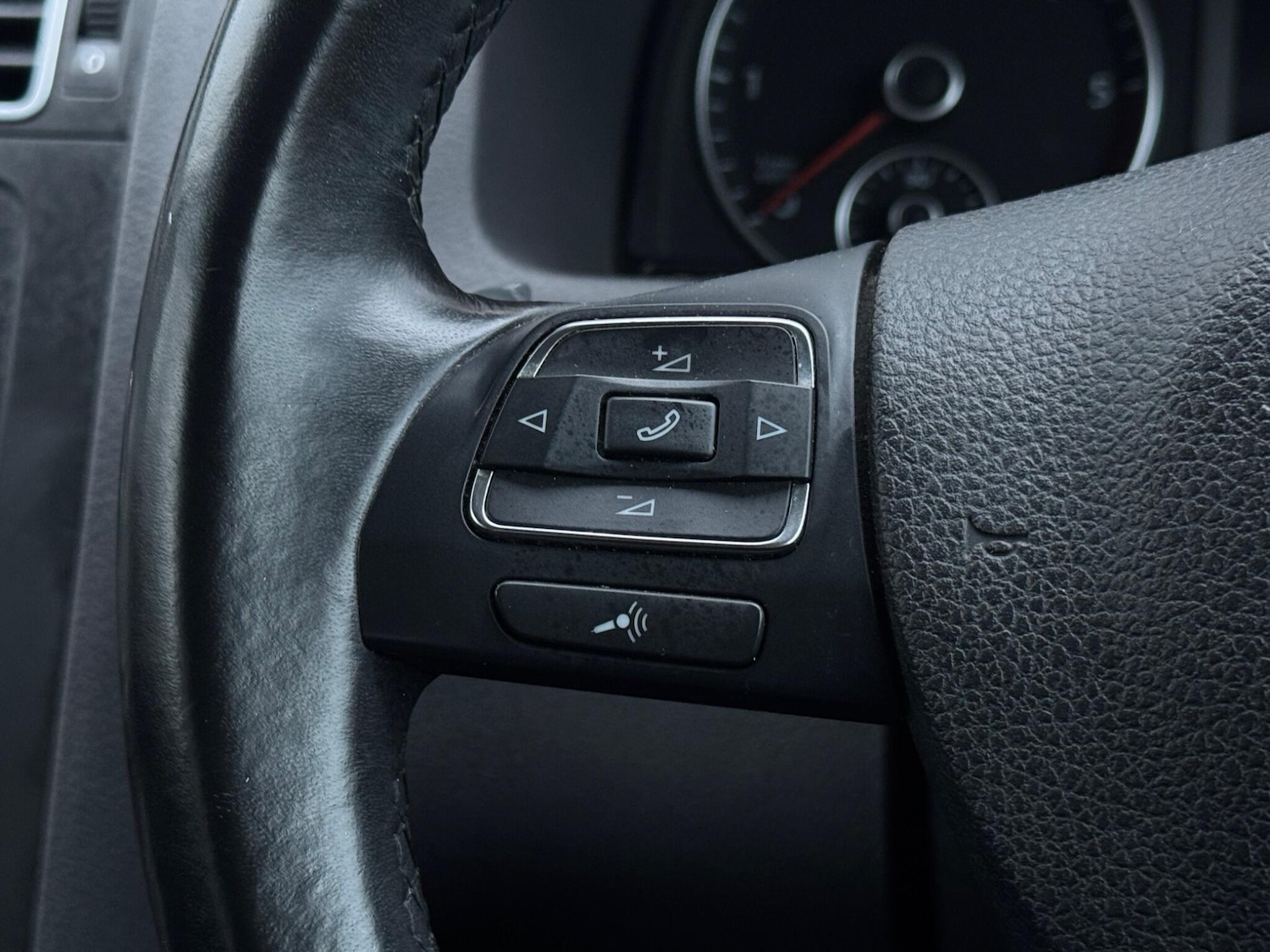 Used Volkswagen Touran 2013 for sale - 76585502: Photo 34