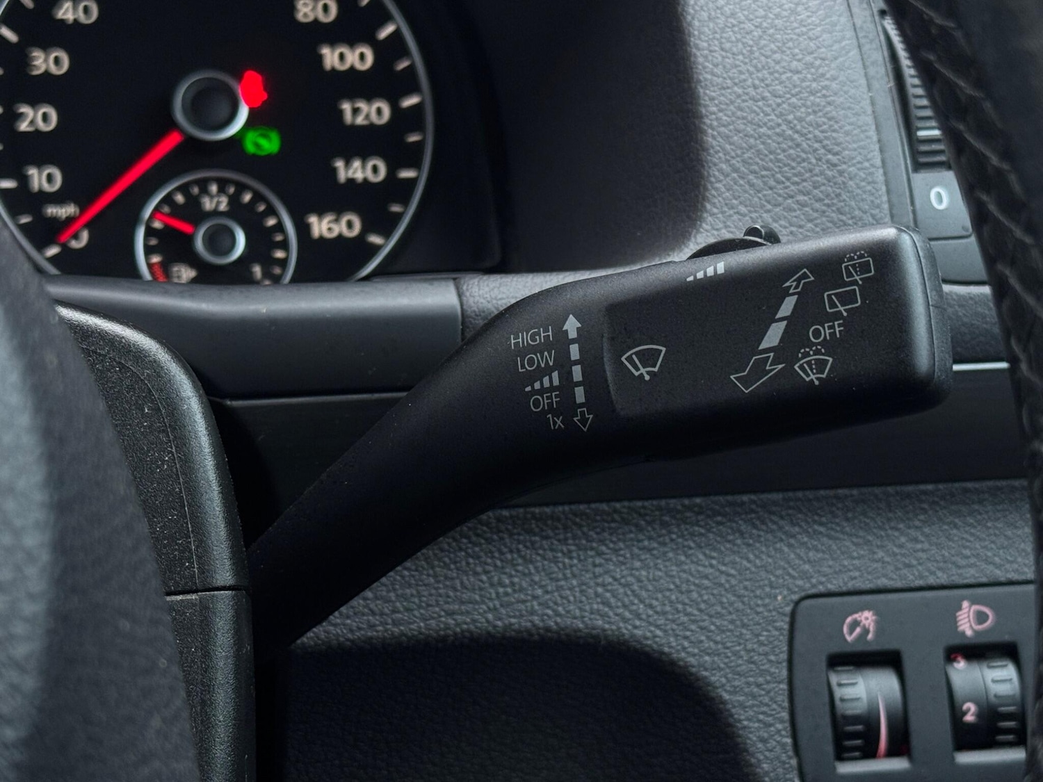 Used Volkswagen Touran 2013 for sale - 76585502: Photo 38