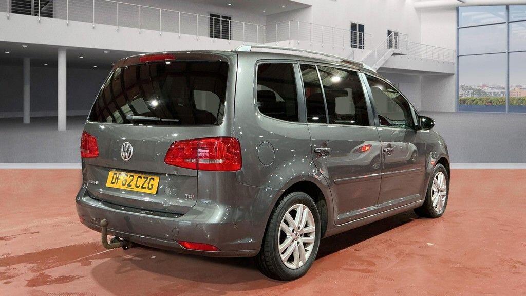 Used Volkswagen Touran 2013 for sale - 76585502: Photo 4