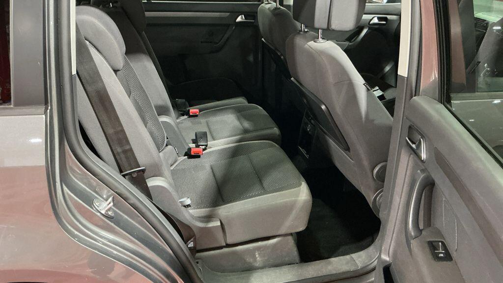 Used Volkswagen Touran 2013 for sale - 76585502: Photo 8
