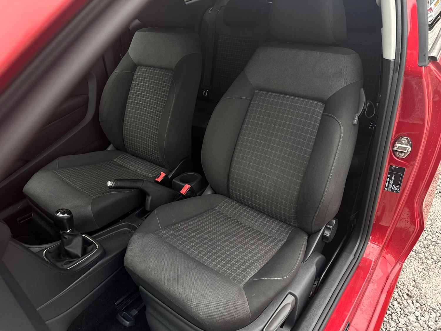 Used Volkswagen Polo 2015 for sale - 76484990: Photo 22