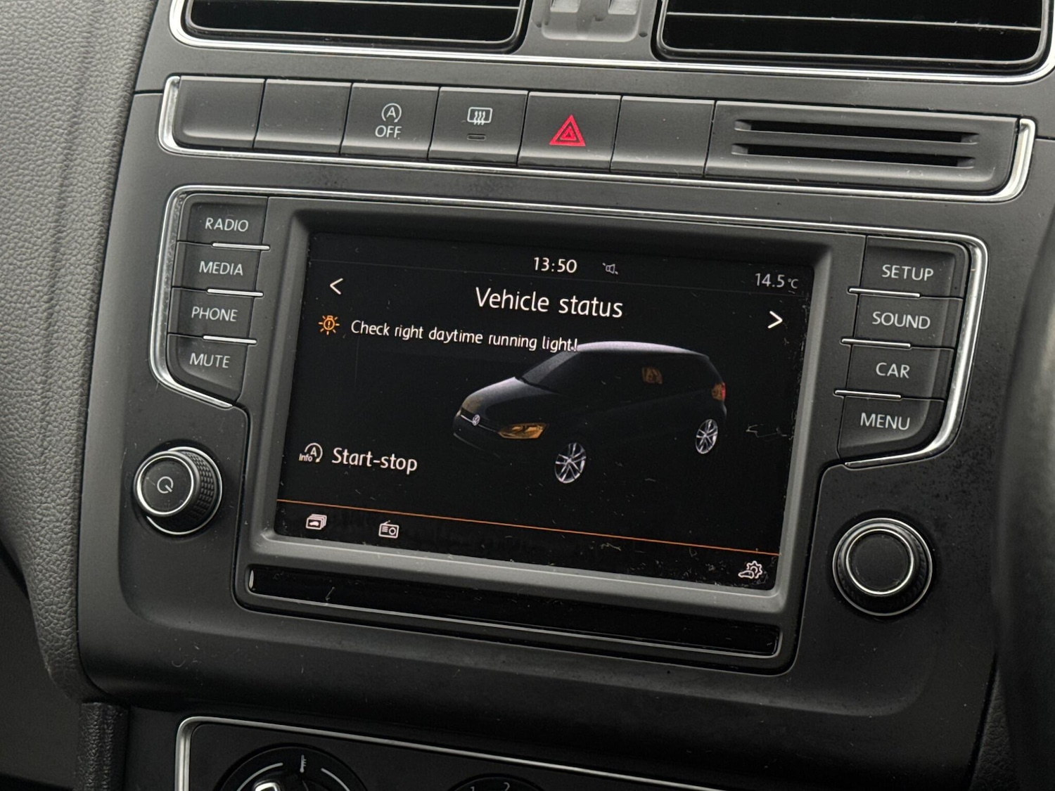 Used Volkswagen Polo 2015 for sale - 76484990: Photo 47