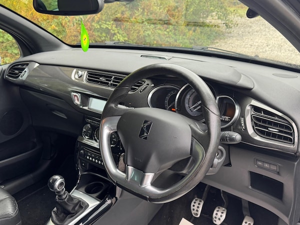 Used Citroen DS3 2014 for sale - 76306306: Photo 14