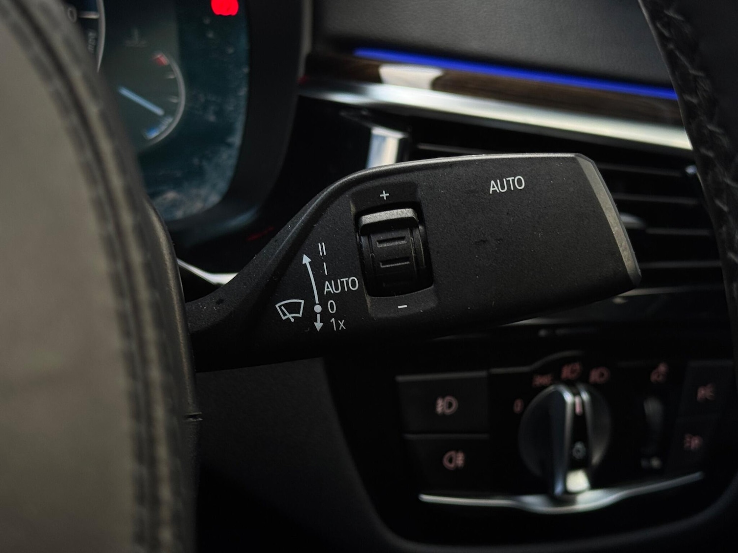 Used BMW 5 Series 2018 for sale - 77255119: Photo 37