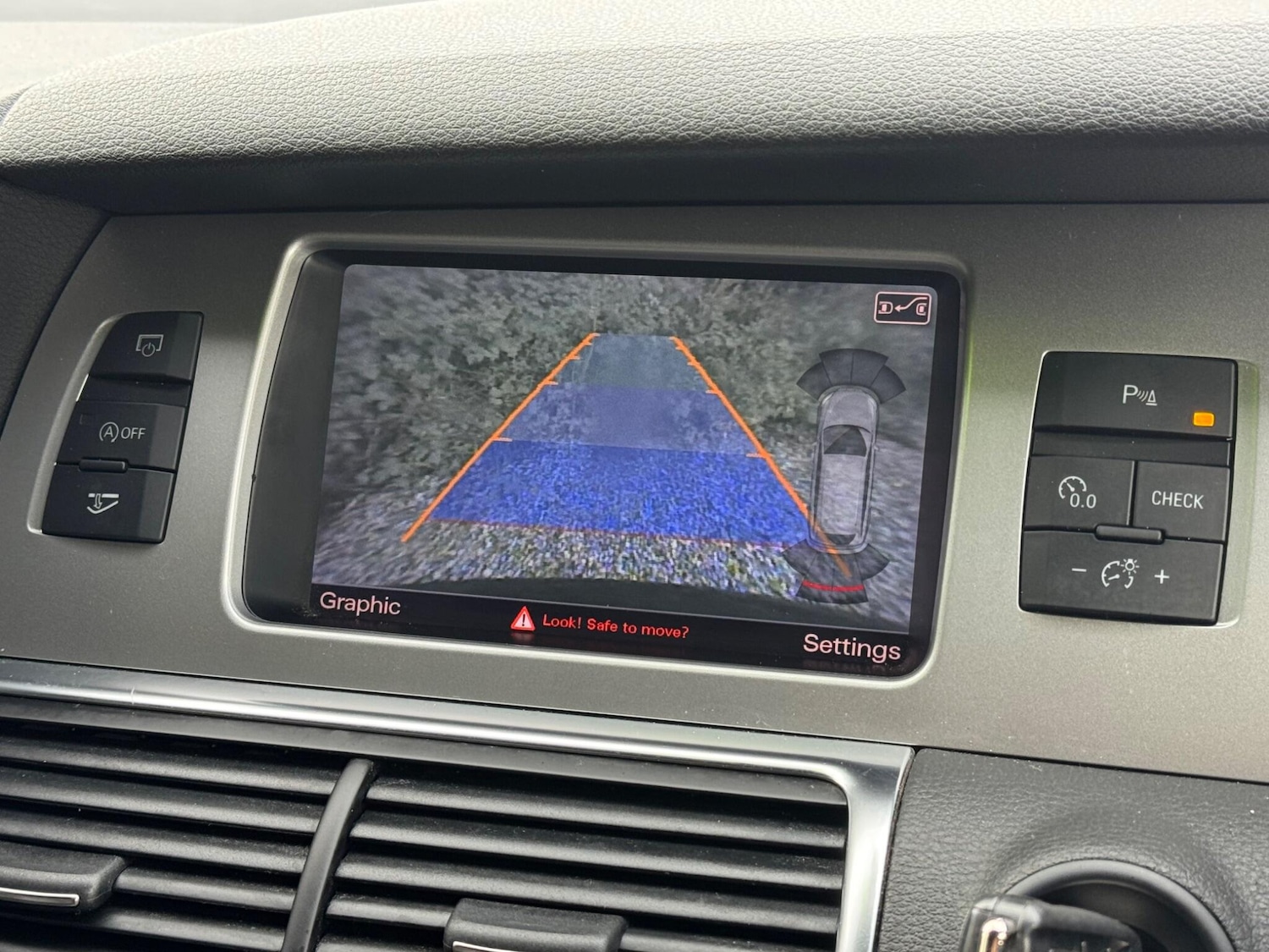 Used Audi Q7 2014 for sale - 76996064: Photo 57