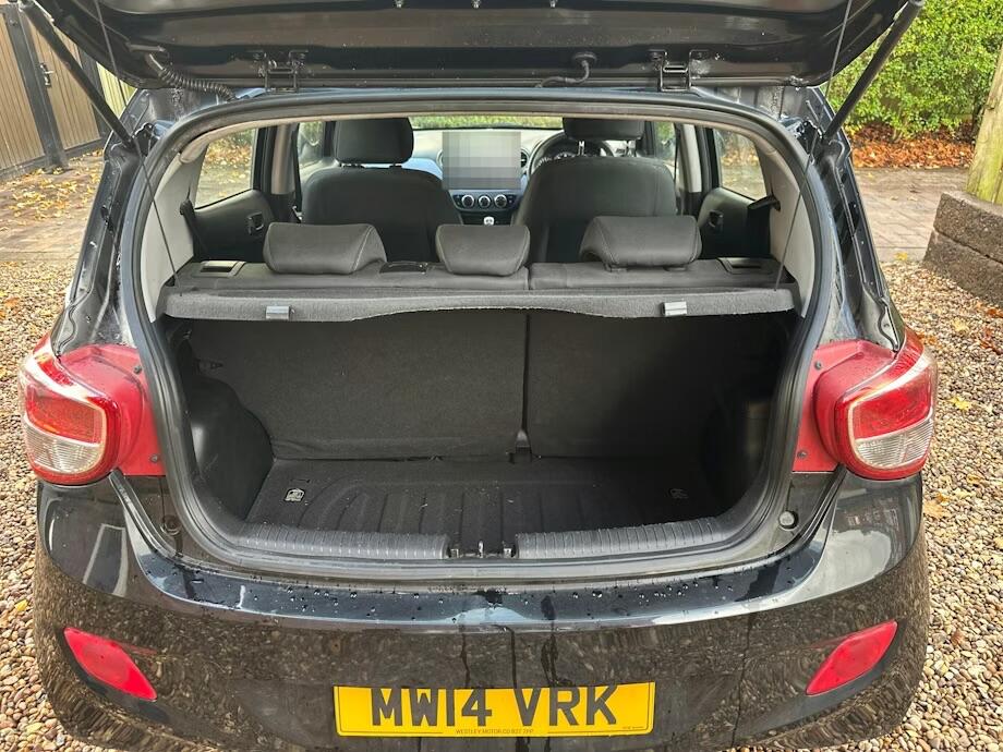 Used Hyundai i10 2014 for sale - 76473800: Photo 6