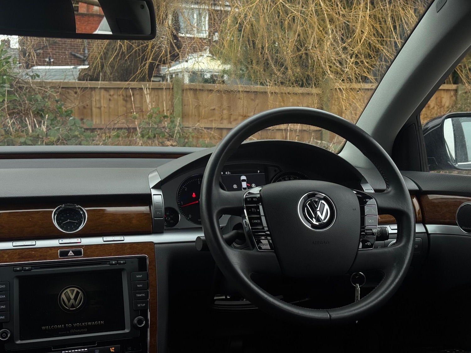 Used Volkswagen Phaeton 2014 for sale - 76926592: Photo 30