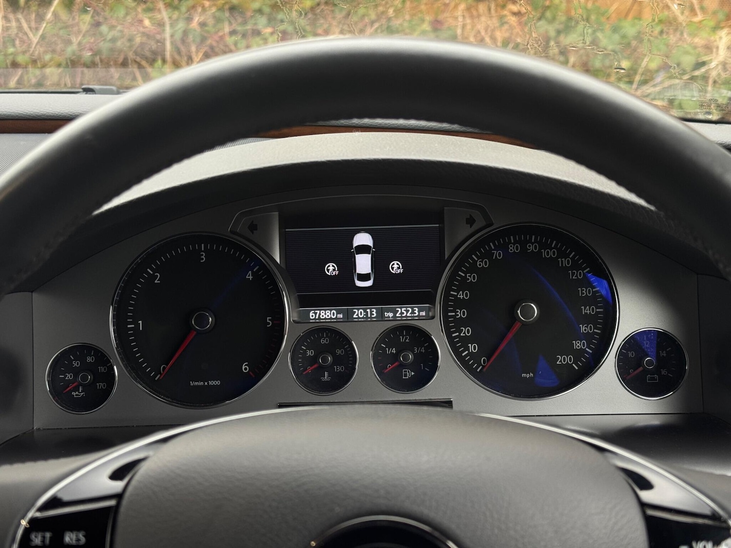 Used Volkswagen Phaeton 2014 for sale - 76926592: Photo 38