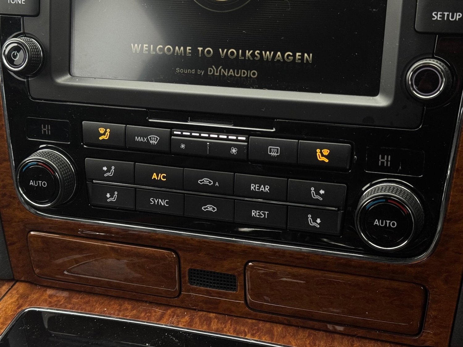 Used Volkswagen Phaeton 2014 for sale - 76926592: Photo 45