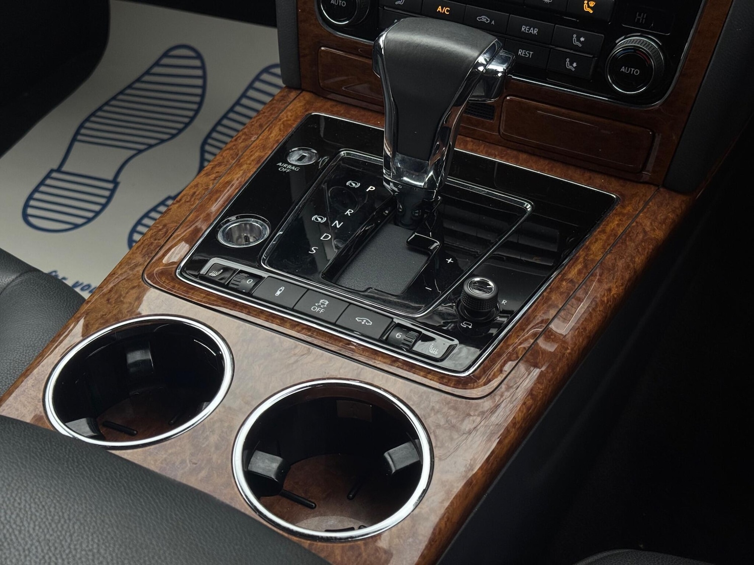 Used Volkswagen Phaeton 2014 for sale - 76926592: Photo 47