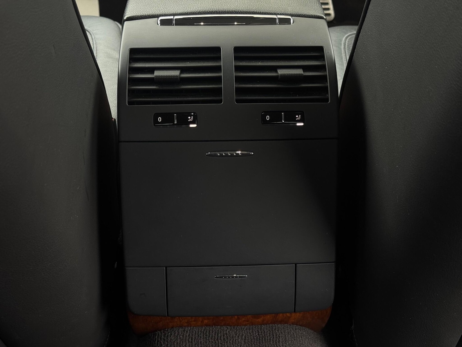 Used Volkswagen Phaeton 2014 for sale - 76926592: Photo 53