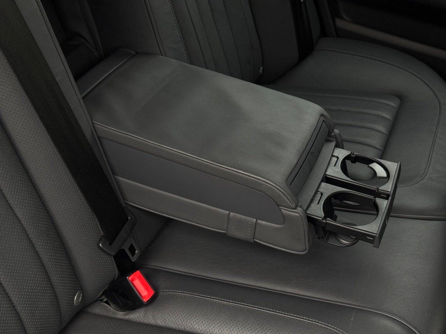 Used Volkswagen Phaeton 2014 for sale - 76926592: Photo 54