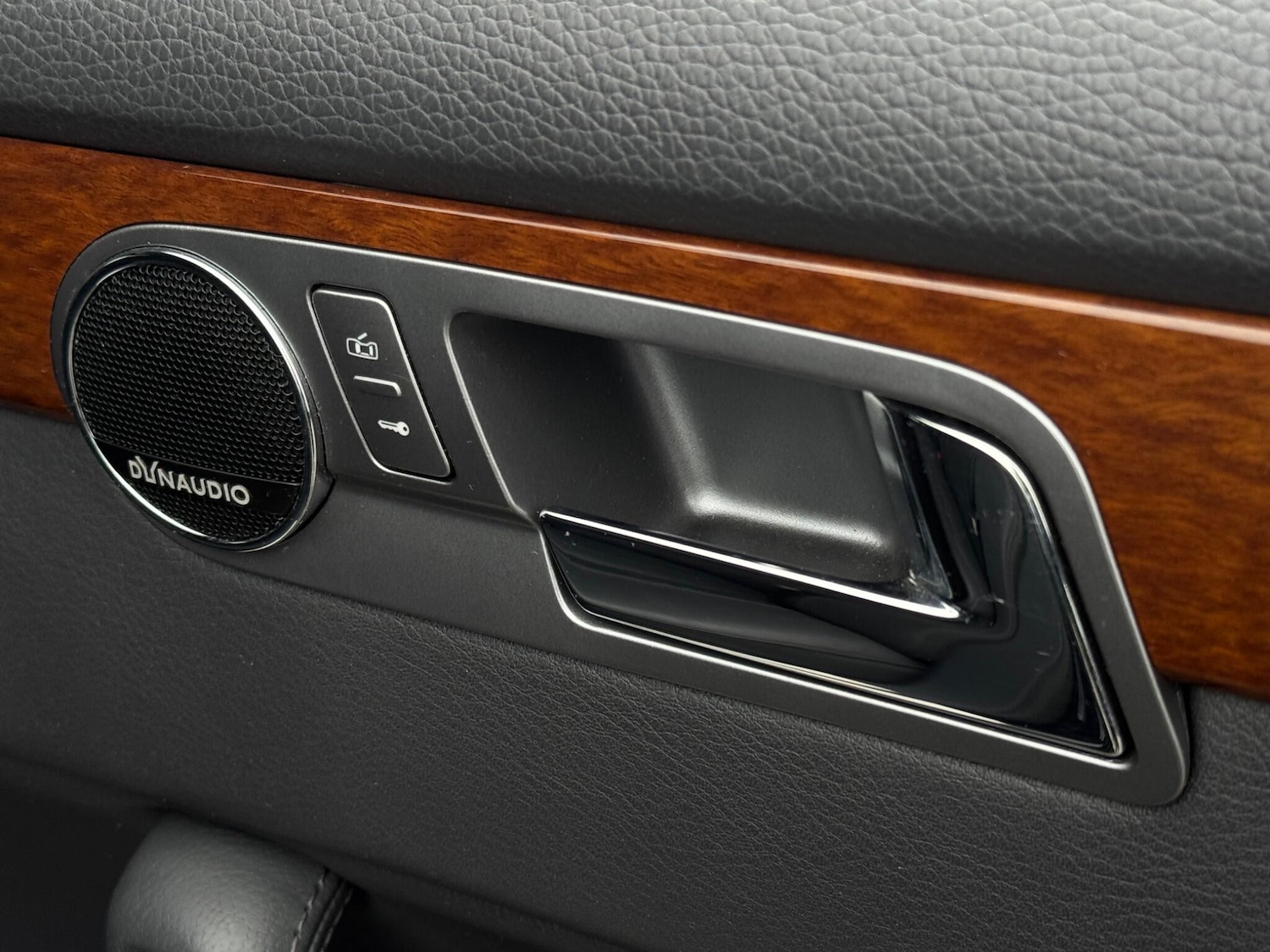 Used Volkswagen Phaeton 2014 for sale - 76926592: Photo 58