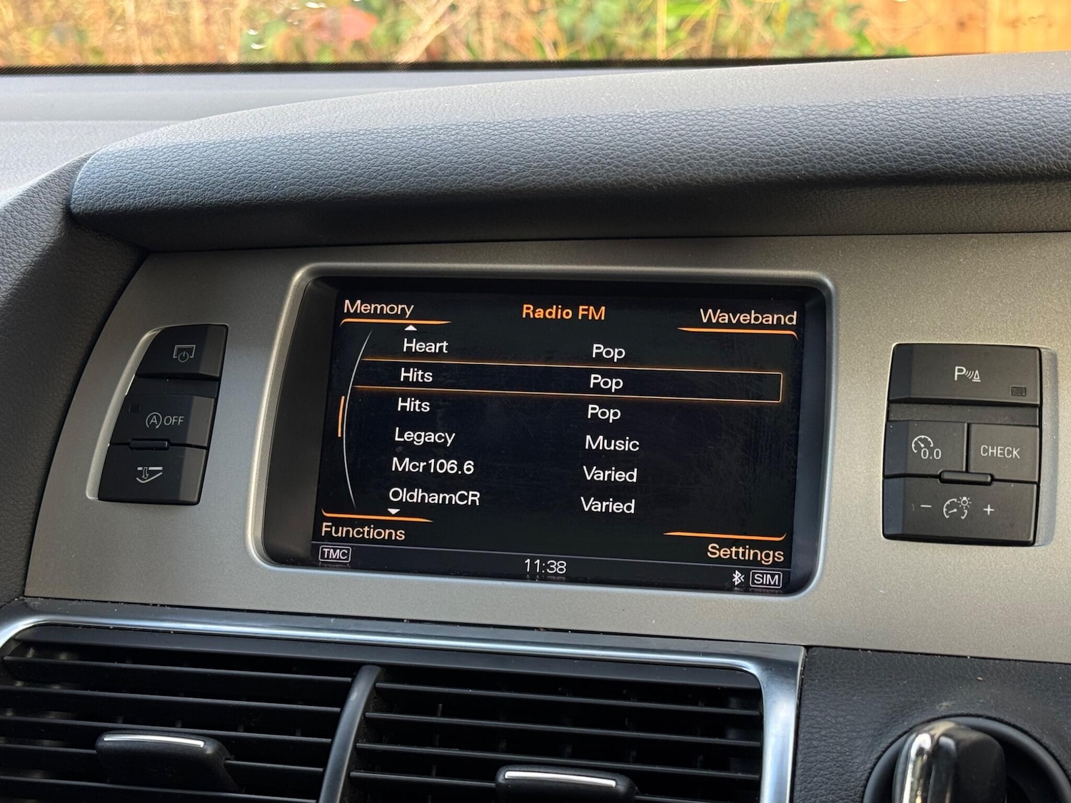 Used Audi Q7 2015 for sale - 76824602: Photo 50