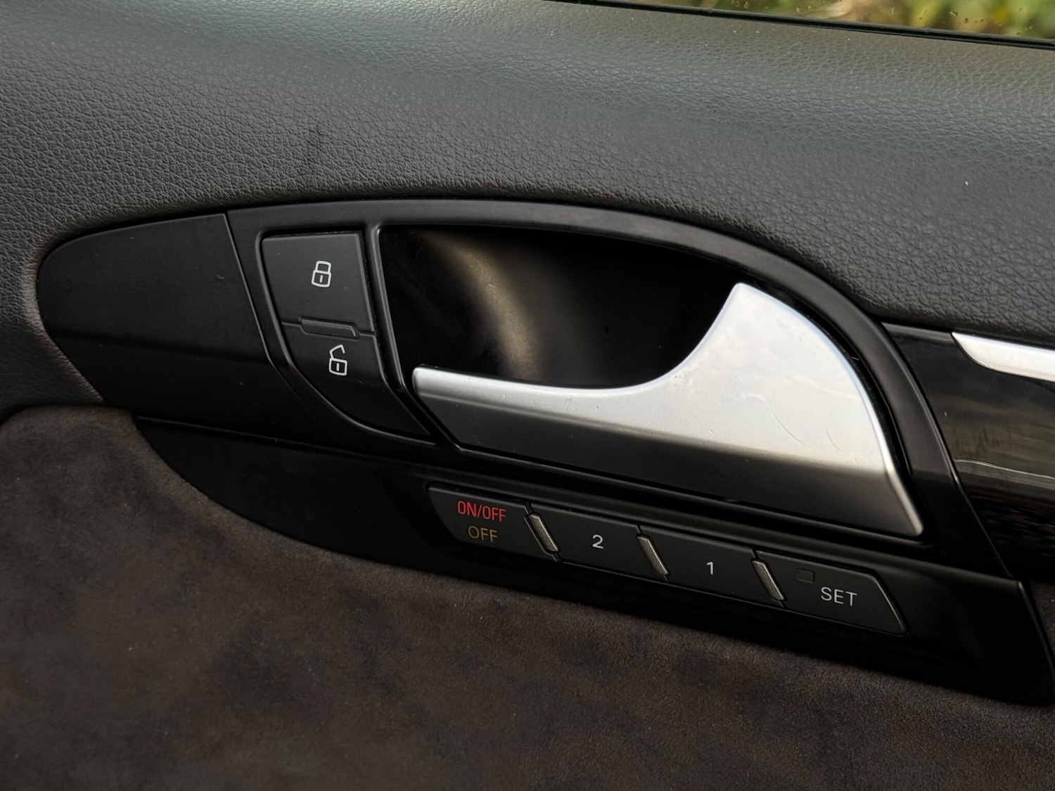 Used Audi Q7 2015 for sale - 76824602: Photo 74