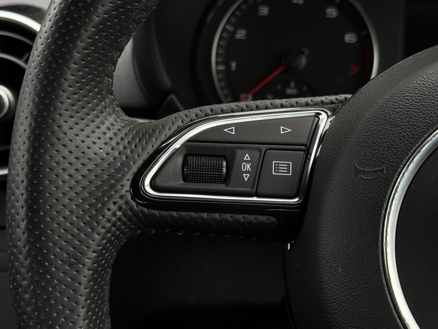 Used Audi A1 2012 for sale - 76151527: Photo 30