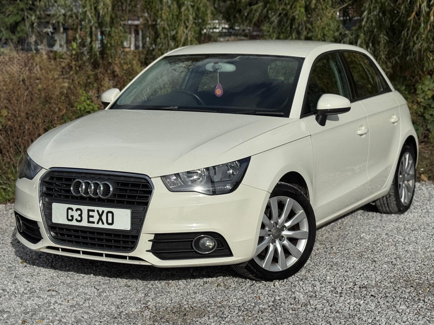 Used Audi A1 2013 for sale - 76388662: Photo 2