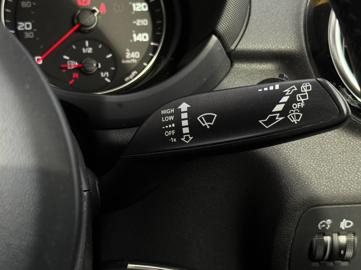 Used Audi A1 2013 for sale - 76388662: Photo 37