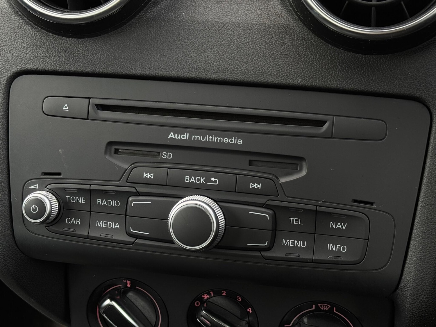 Used Audi A1 2013 for sale - 76388662: Photo 42