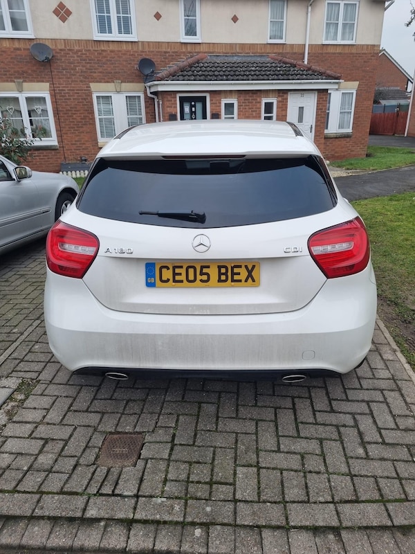Used Mercedes-Benz A-Class 2015 for sale - 76348842: Photo 3