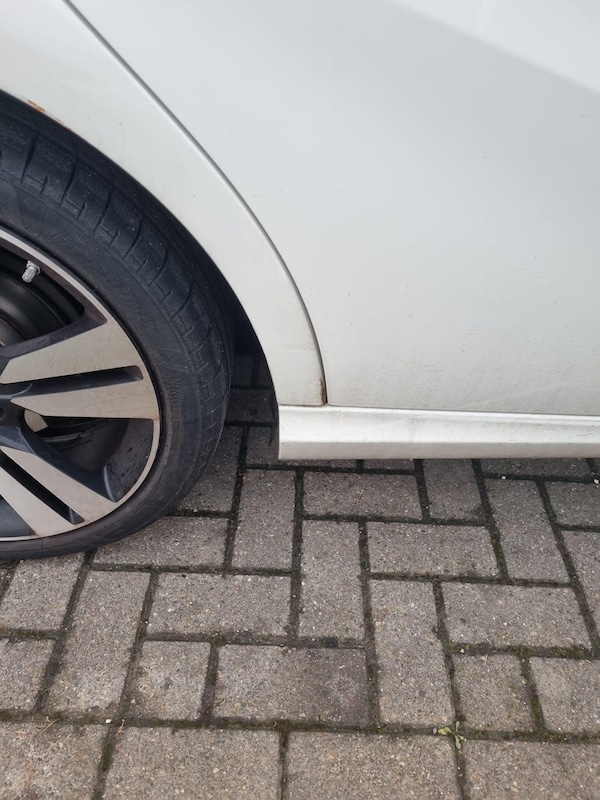 Used Mercedes-Benz A-Class 2015 for sale - 76348842: Photo 4