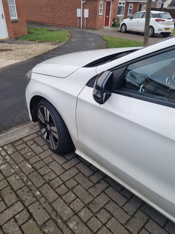 Used Mercedes-Benz A-Class 2015 for sale - 76348842: Photo 8