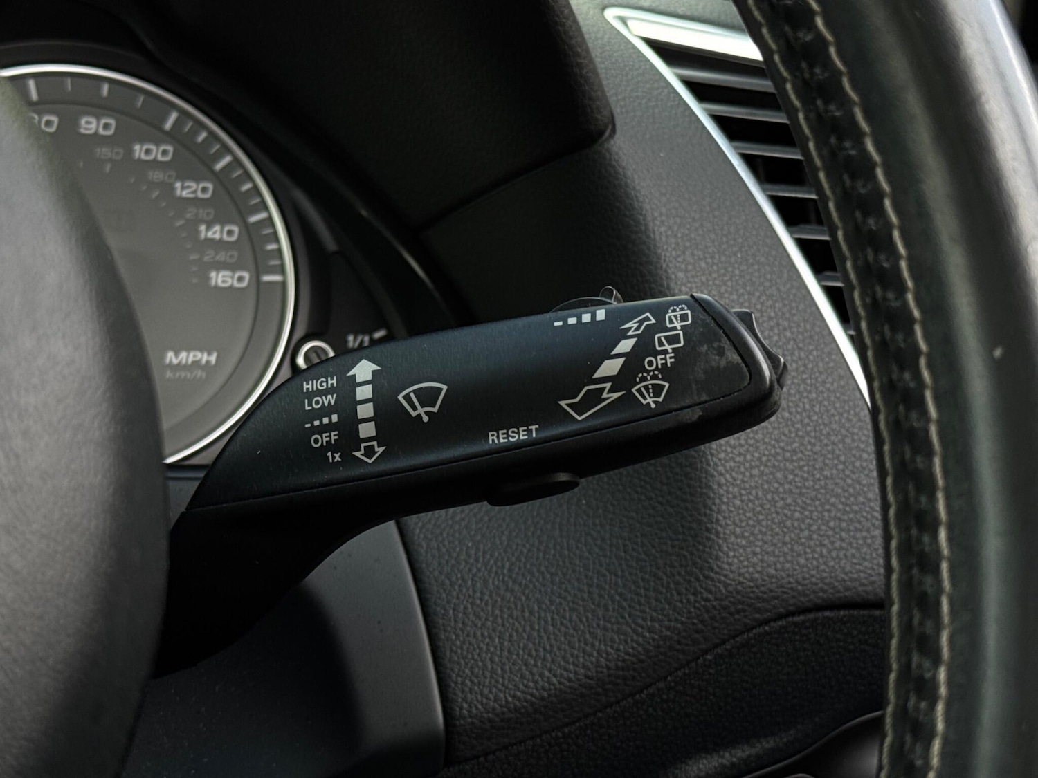 Used Audi SQ5 2013 for sale - 76975969: Photo 37