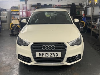 Used Audi A1 2013 for sale - 77376811: Photo