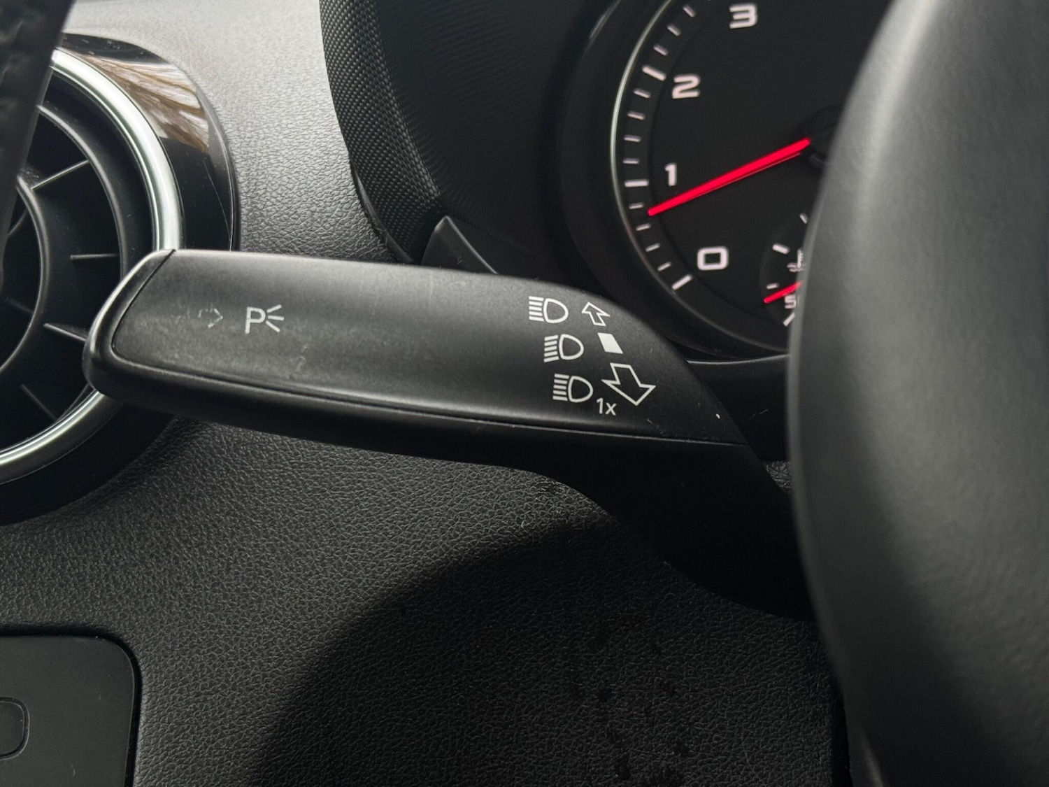 Used Audi A1 2013 for sale - 77376811: Photo 35