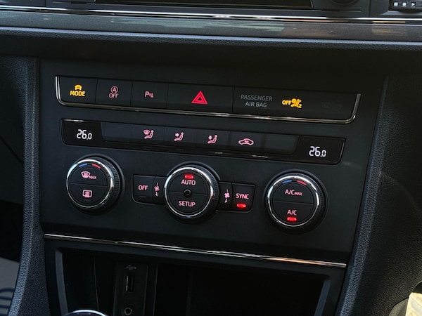 Used SEAT Leon for sale - 76085369: Photo 40