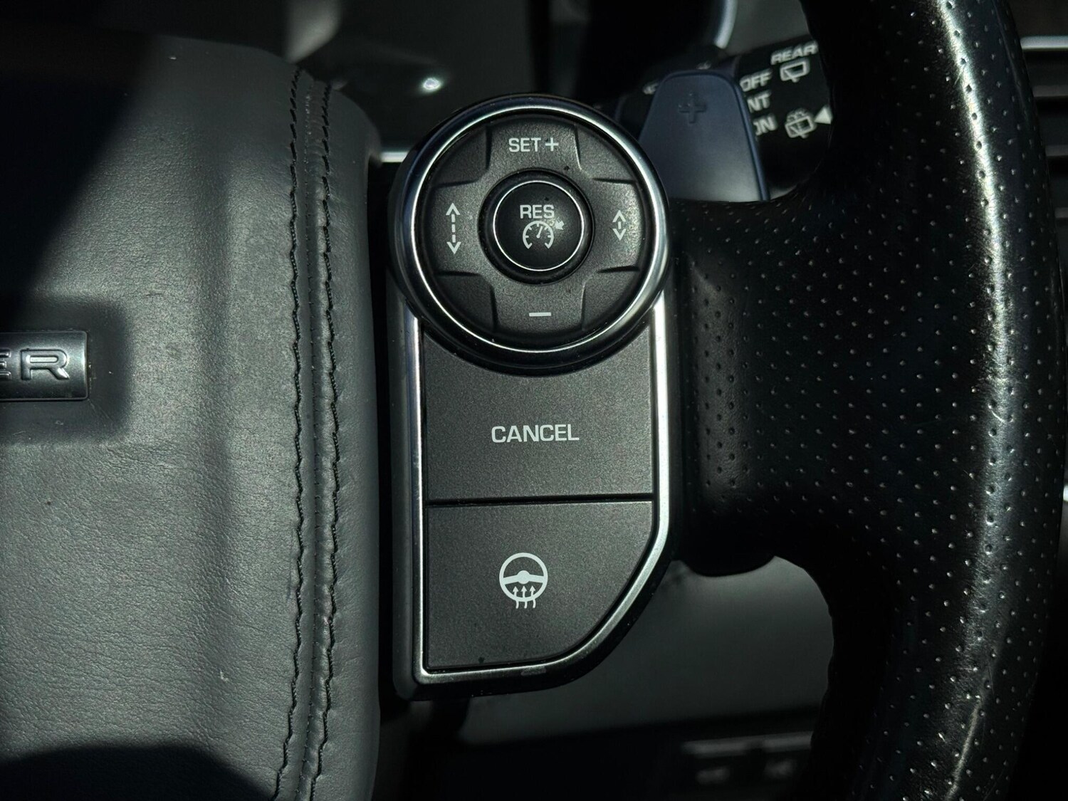 Used Land Rover Range Rover Sport for sale - 77926217: Photo 36