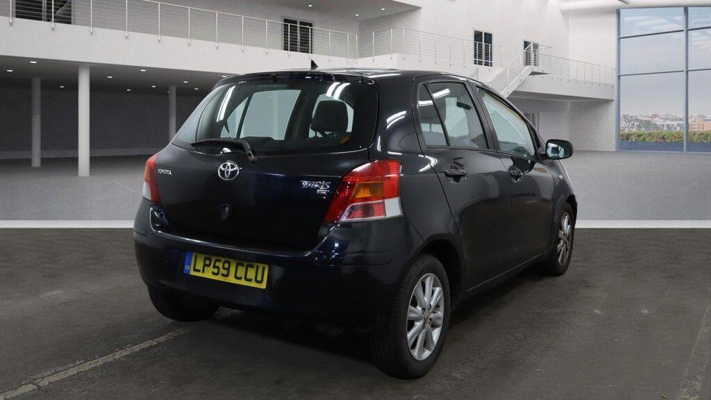 Used Toyota Yaris 2010 for sale - 76585606: Photo 4