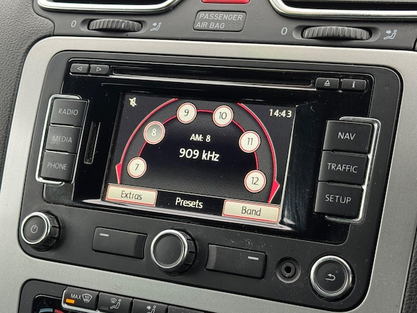 Used Volkswagen Scirocco 2012 for sale - 76336990: Photo 45