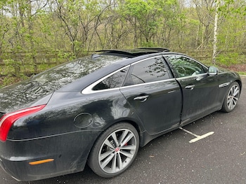 Used Jaguar XJ 2015 for sale - 78335380: Photo