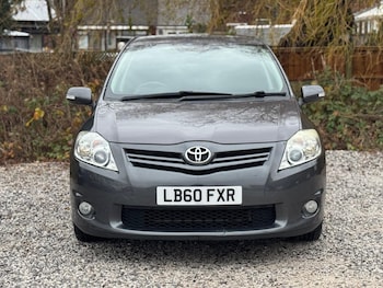 Used Toyota Auris 2011 for sale - 76850338: Photo