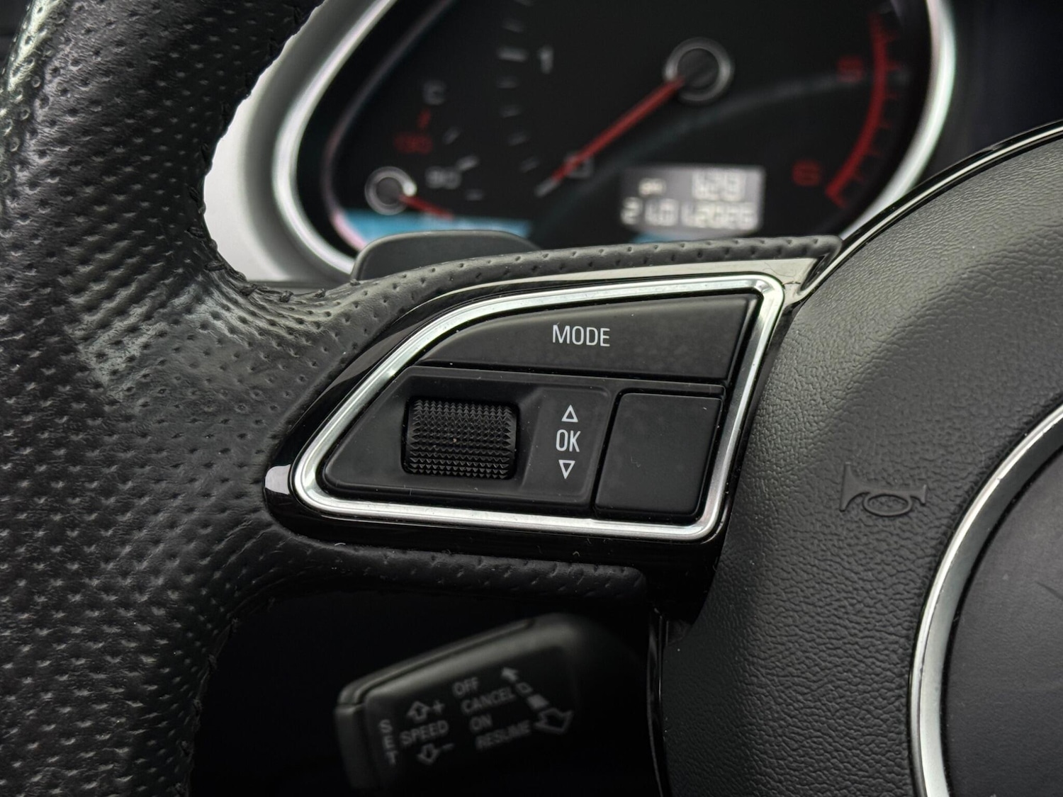 Used Audi Q7 2014 for sale - 77267441: Photo 37