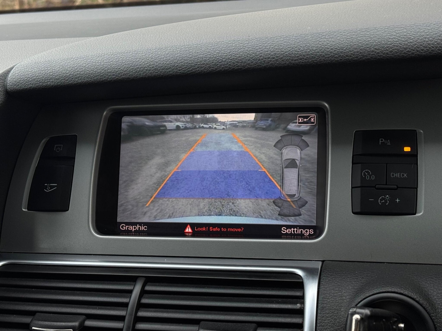 Used Audi Q7 2014 for sale - 77267441: Photo 46