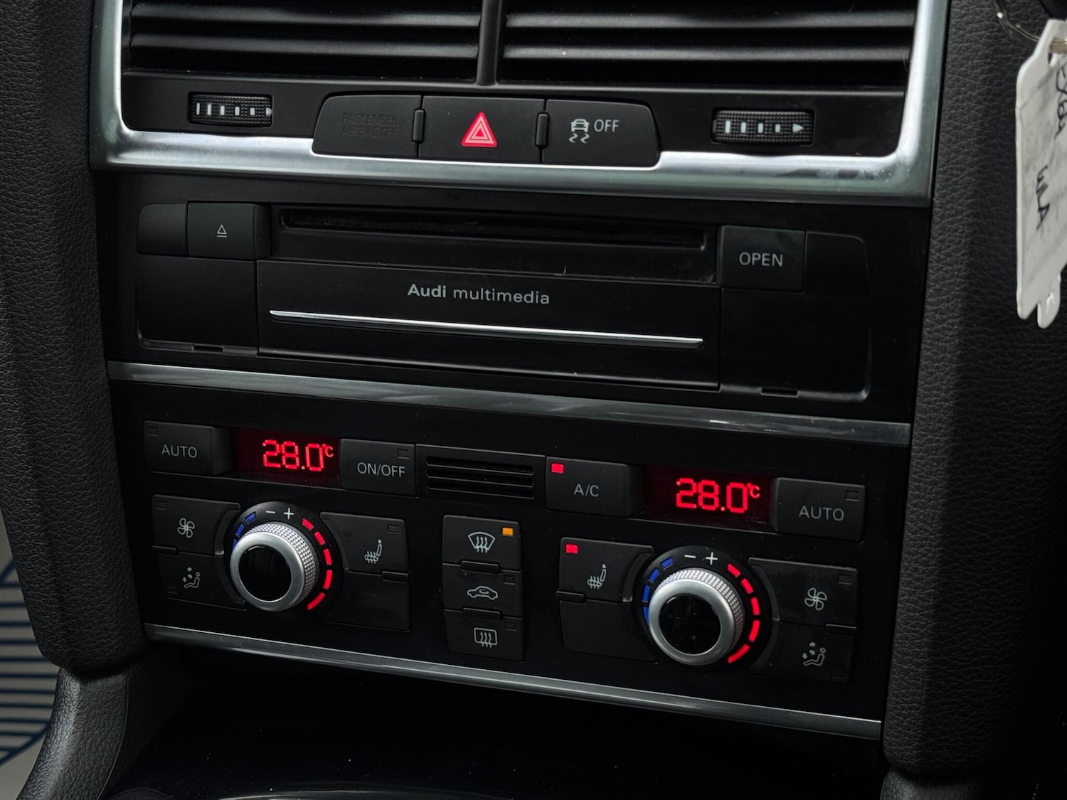 Used Audi Q7 2014 for sale - 77267441: Photo 56