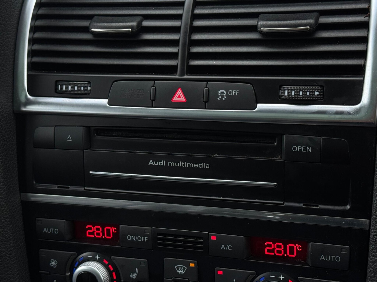 Used Audi Q7 2014 for sale - 77267441: Photo 57