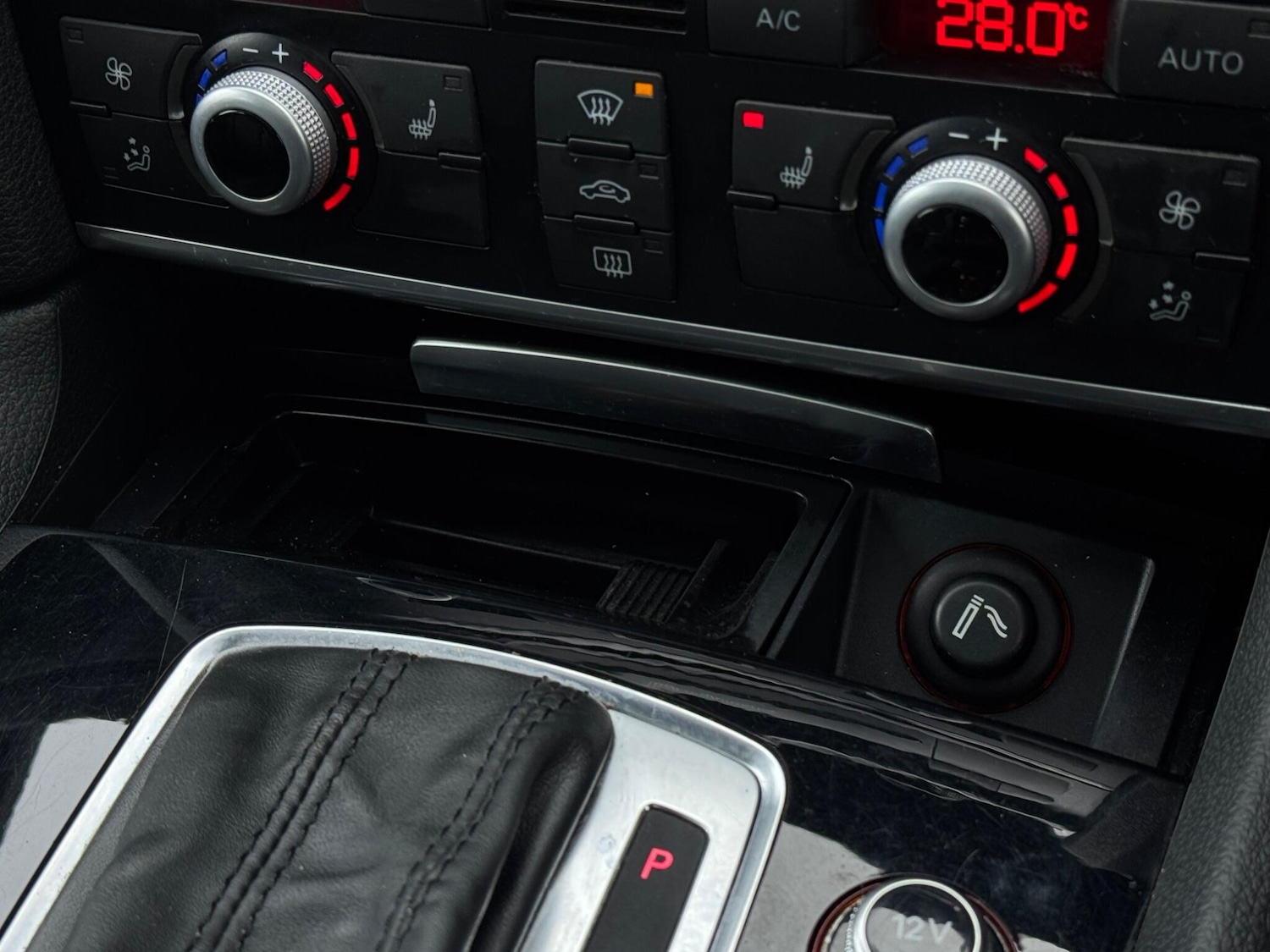 Used Audi Q7 2014 for sale - 77267441: Photo 60