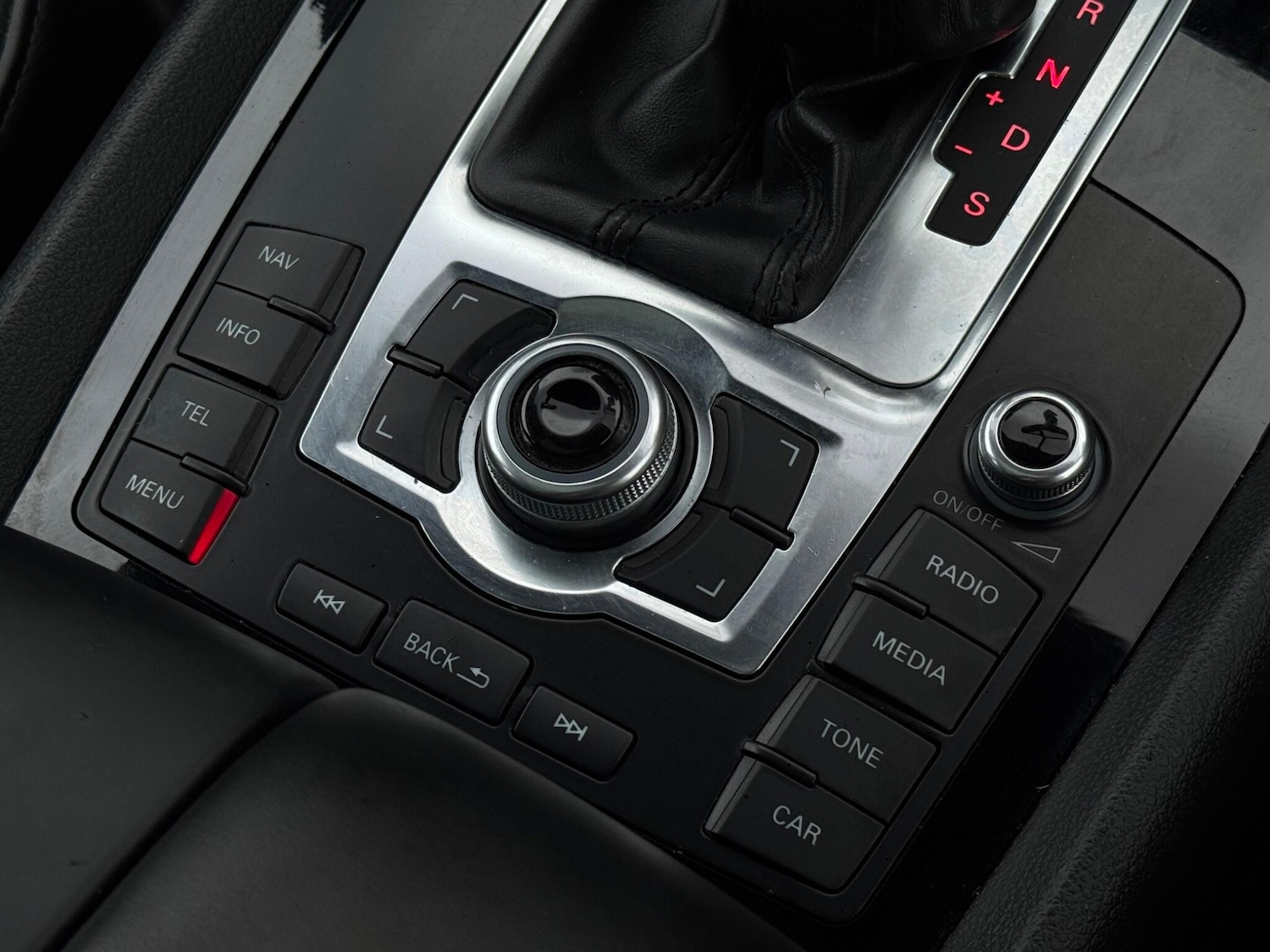 Used Audi Q7 2014 for sale - 77267441: Photo 63