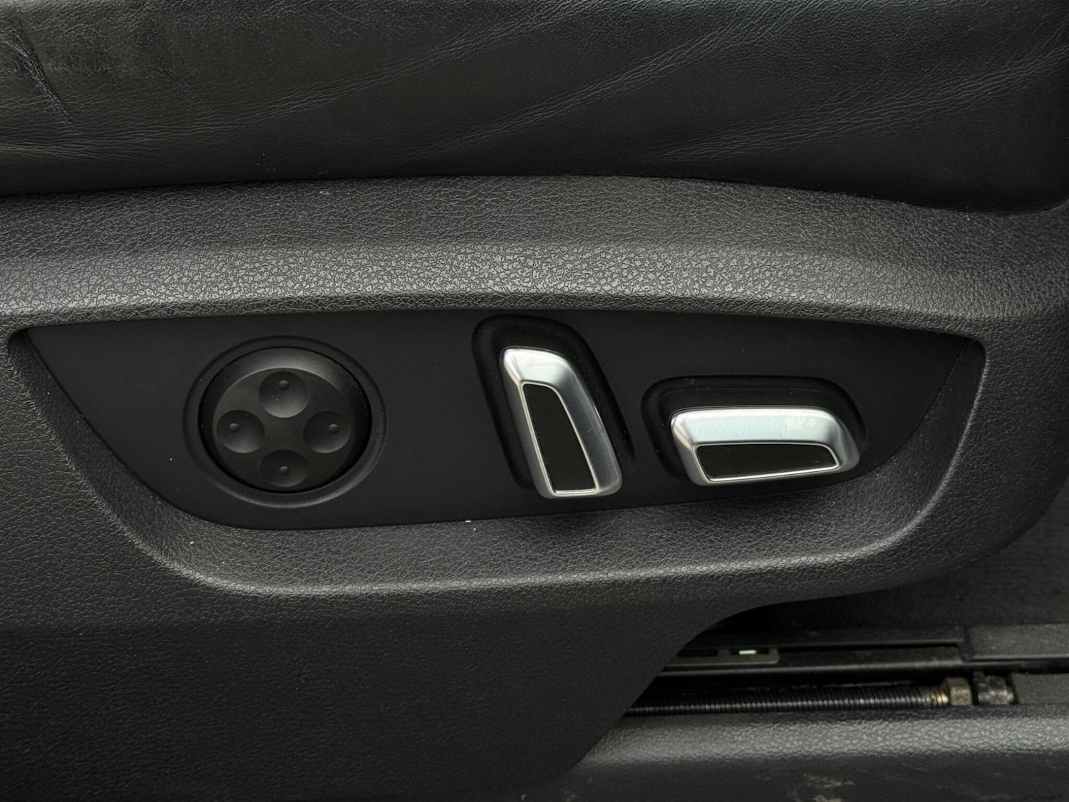 Used Audi Q7 2014 for sale - 77267441: Photo 70