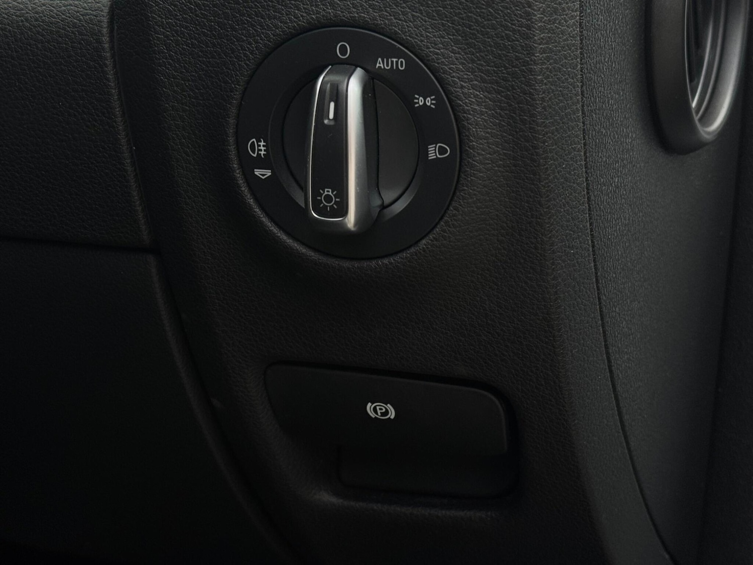 Used Audi Q7 2014 for sale - 77267441: Photo 71