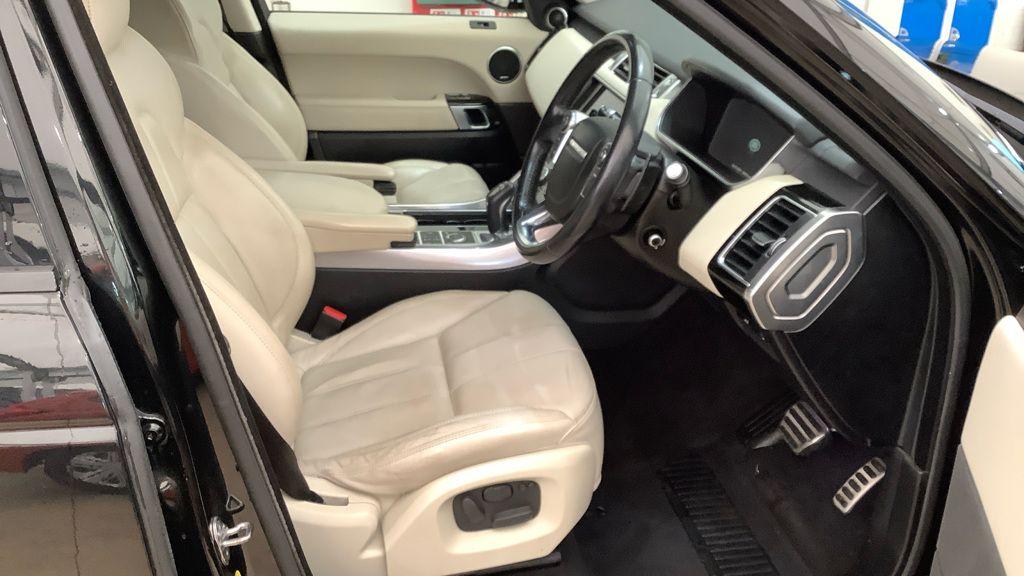 Used Land Rover Range Rover Sport 2014 for sale - 76538579: Photo 7