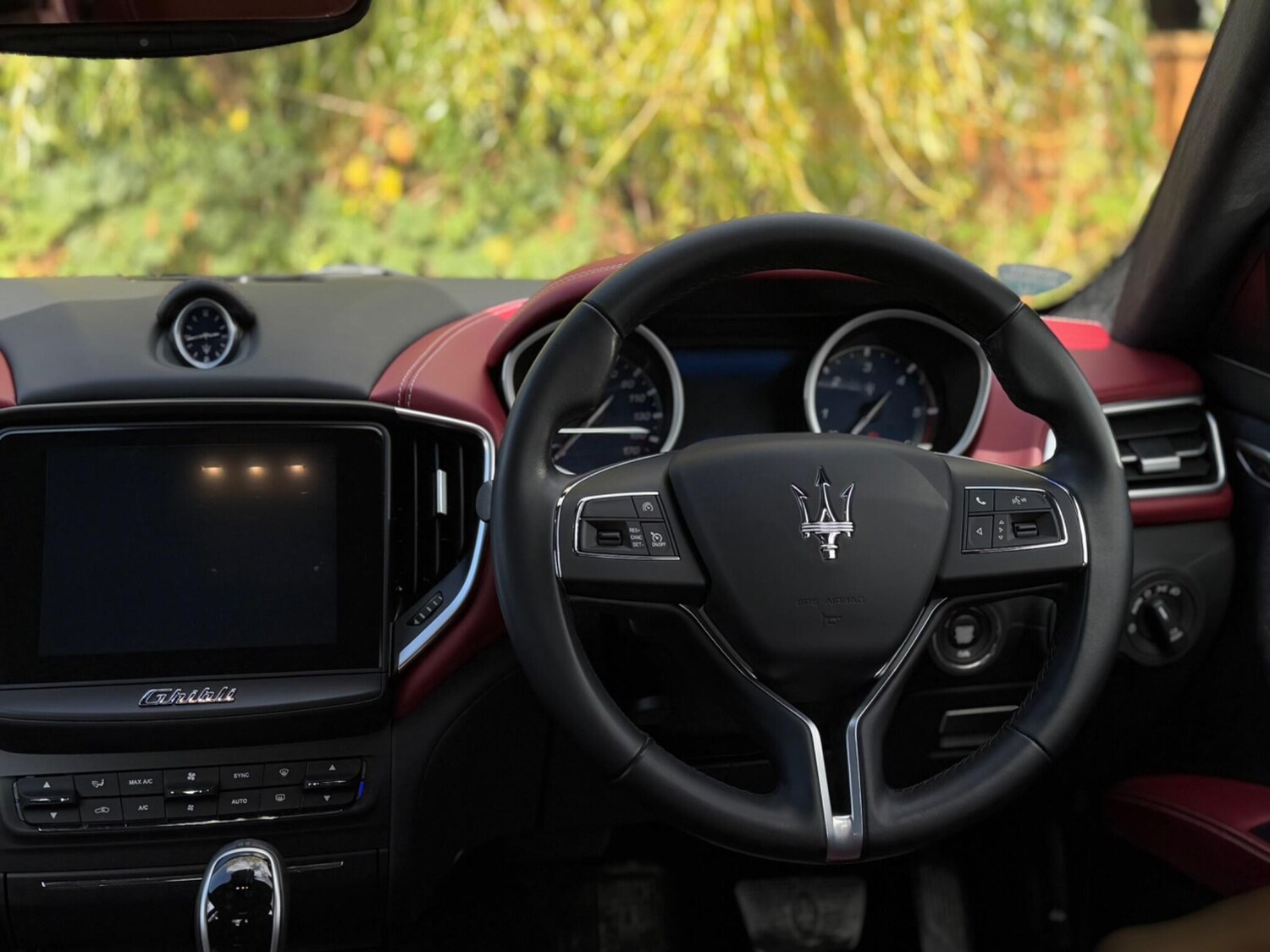 Used Maserati Ghibli 2017 for sale - 76521674: Photo 24