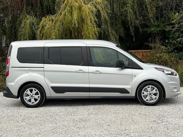 Used Ford Grand Tourneo Connect 2016 for sale - 76349018: Photo 11